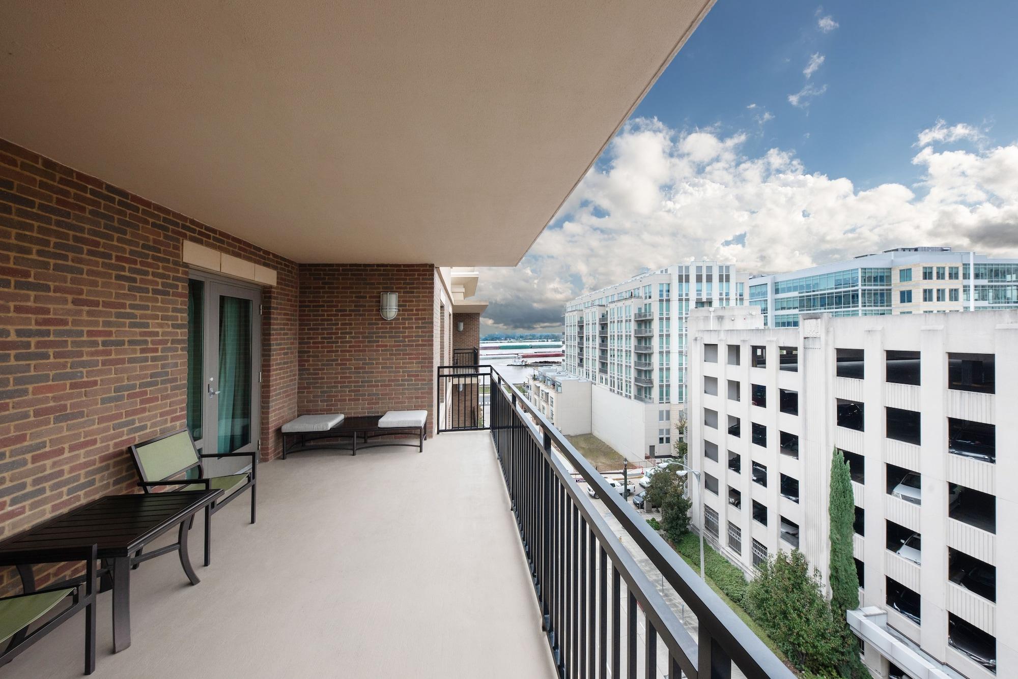 Hampton Inn & Suites Baton Rouge Downtown Exteriör bild